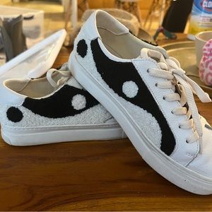 Soludos Yin Yang Sneaker